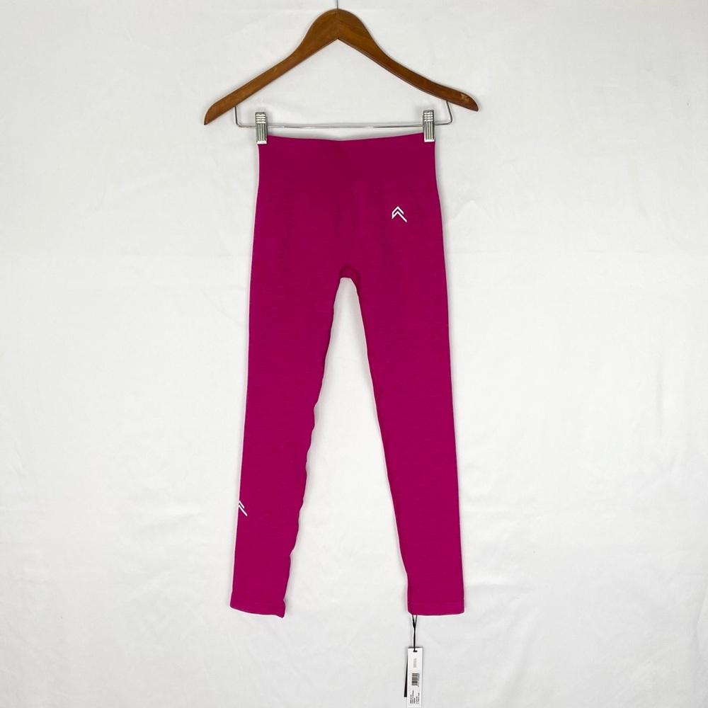 Oner Active‎ Classic 2.0 Seamless Leggings in Fuchsia Size Small Stretch Workout